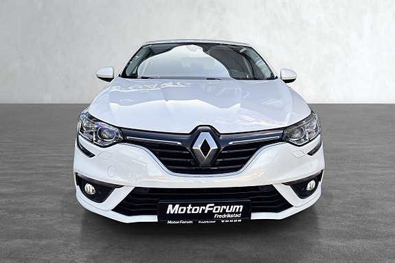 Renault Megane 2 of 18