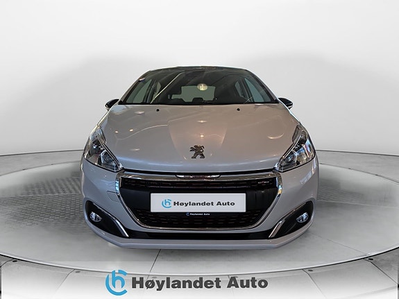 Peugeot 208 8 of 21