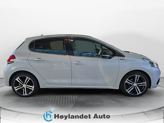 Peugeot 208 6 of 21