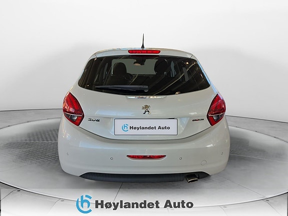 Peugeot 208 4 of 21
