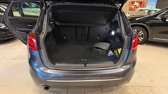 BMW 225xe 19 of 22