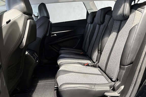 Peugeot 5008 22 of 27