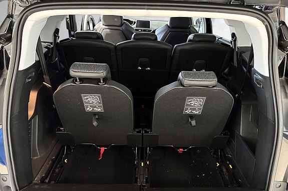 Peugeot 5008 25 of 27