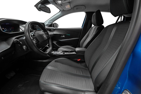 Peugeot e-208 12 of 28