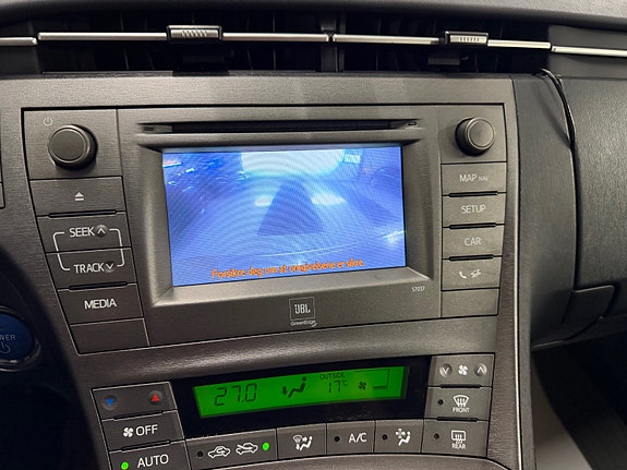 Toyota Prius 29 of 30