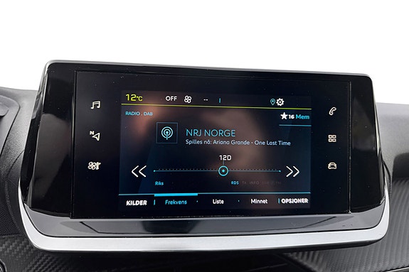 Peugeot e-208 19 of 27