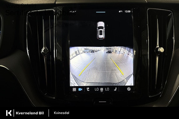 Volvo XC60 24 of 30