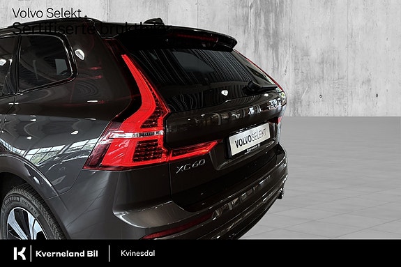 Volvo XC60 9 of 30