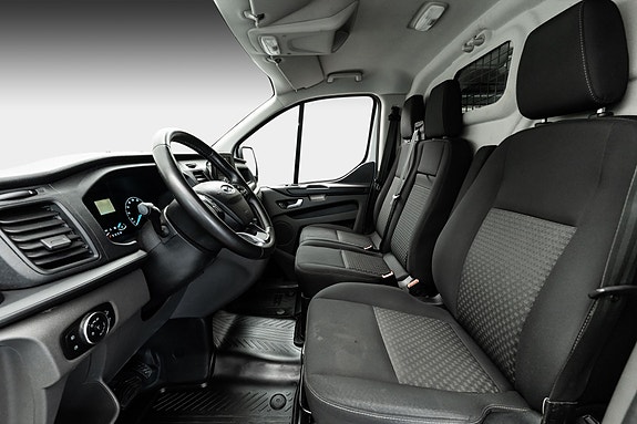 Ford Transit Custom 20 of 25
