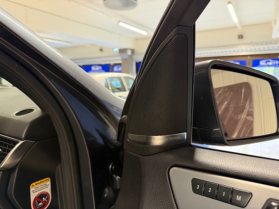 Mercedes-Benz ML350 17 of 30