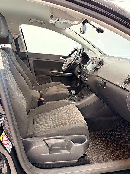 Volkswagen Golf Plus 14 of 26
