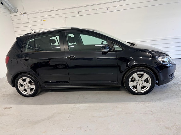 Volkswagen Golf Plus 4 of 26