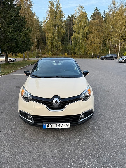 Renault Captur 5 of 9