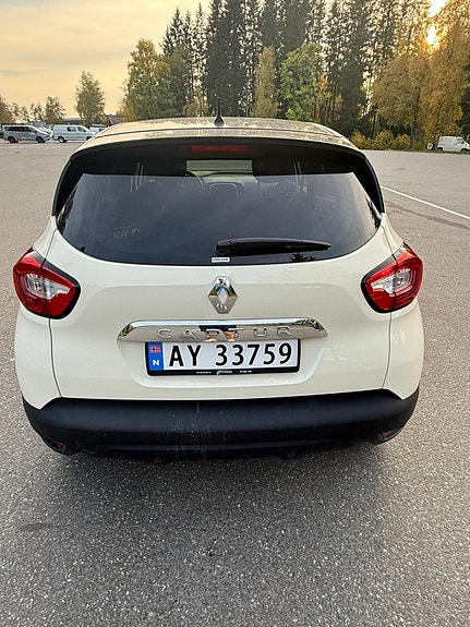 Renault Captur 4 of 9