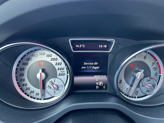 Mercedes-Benz CLA180 21 of 30