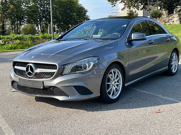 Mercedes-Benz CLA180 3 of 30