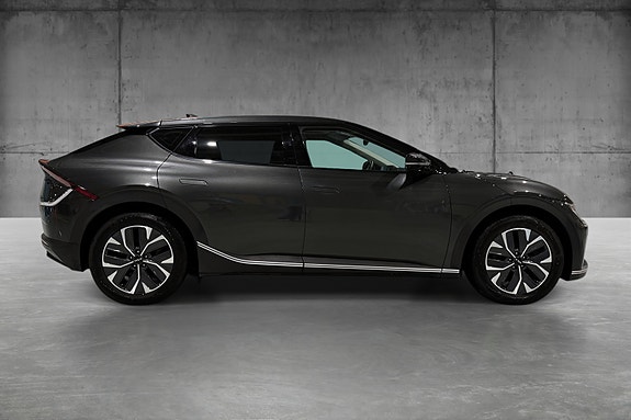 Kia EV6 4 of 30