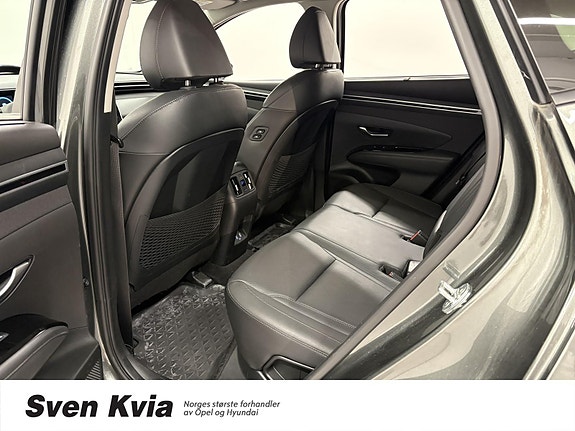 Hyundai Tucson 13 of 30