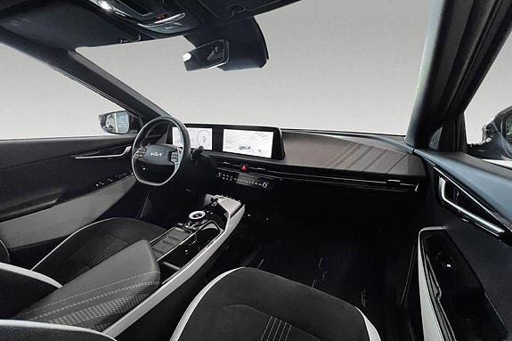 Kia EV6 13 of 30