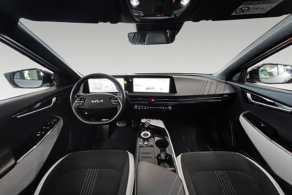 Kia EV6 12 of 30