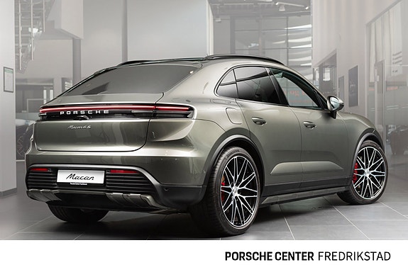 Porsche Macan 5 of 30