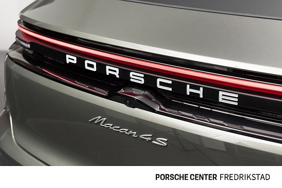 Porsche Macan 7 of 30