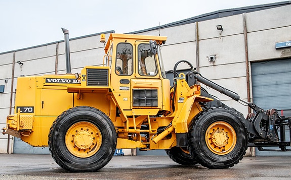 Volvo L70 3 of 28