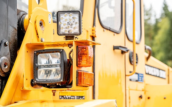 Volvo L70 10 of 28