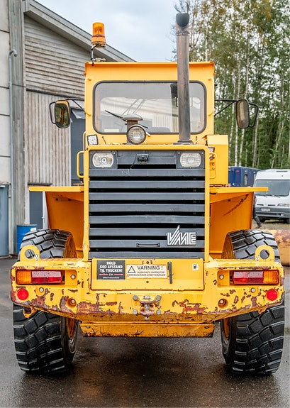 Volvo L70 7 of 28