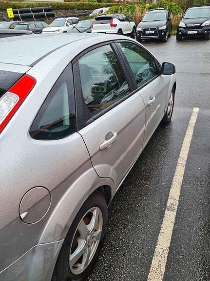 Ford Focus 3 of 9