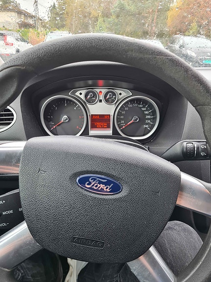 Ford Focus 8 of 9
