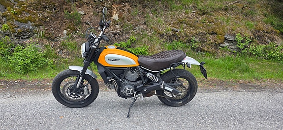 Ducati Scrambler Classic 2 of 11