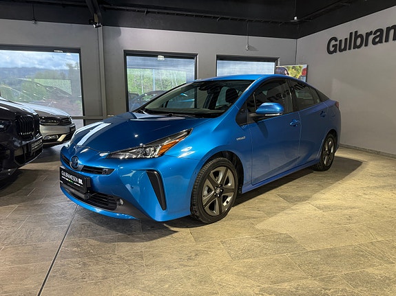 Toyota Prius 9 of 29