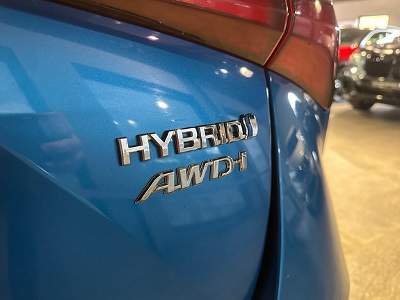 Toyota Prius 7 of 29