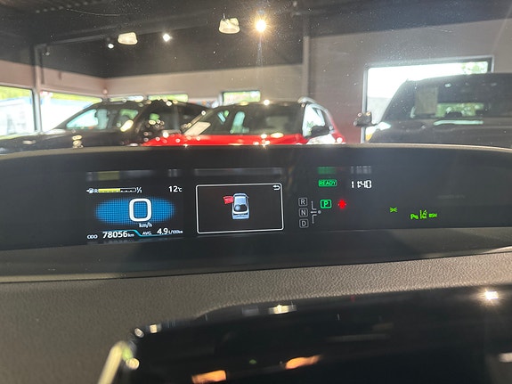 Toyota Prius 18 of 29