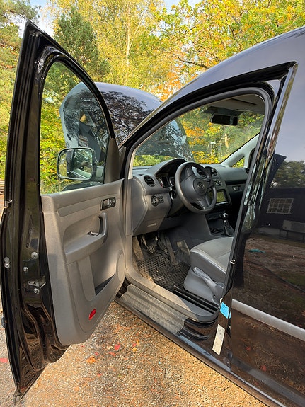 Volkswagen Caddy 7 of 30
