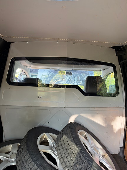 Volkswagen Caddy 18 of 30