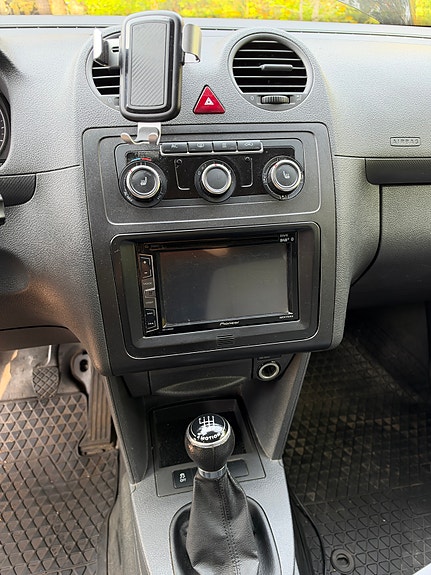 Volkswagen Caddy 9 of 30