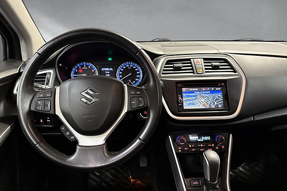 Suzuki SX4 S-Cross 11 of 27