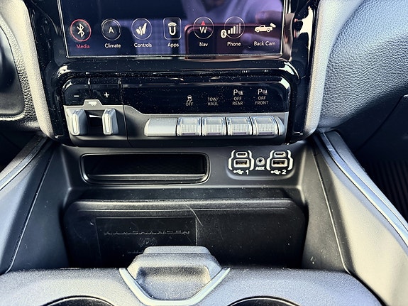 Dodge RAM 1500 14 of 19