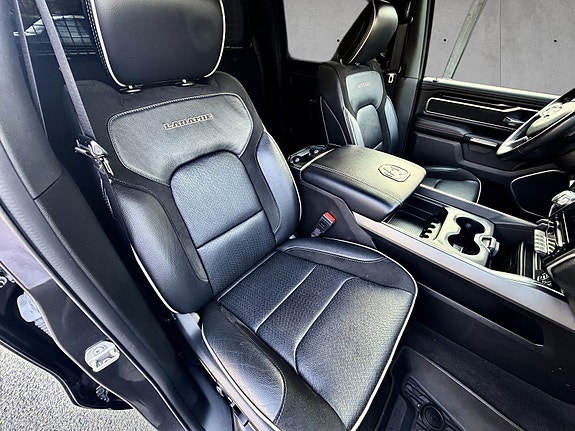 Dodge RAM 1500 15 of 19