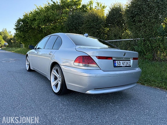 BMW 7-Serie 7 of 25
