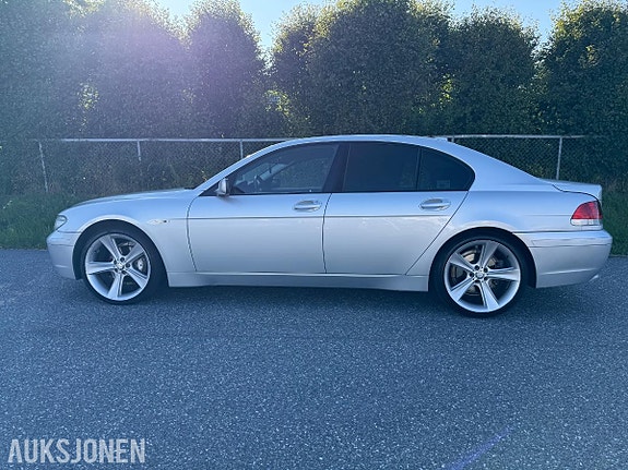 BMW 7-Serie 5 of 25