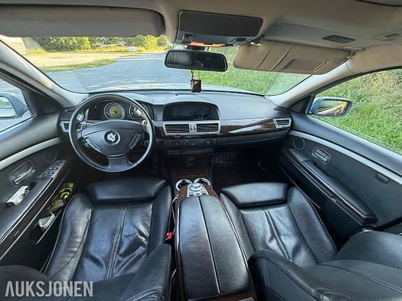 BMW 7-Serie 15 of 25