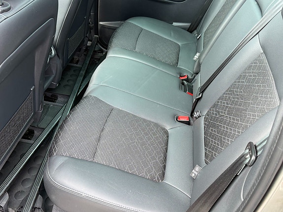 Peugeot 3008 13 of 19
