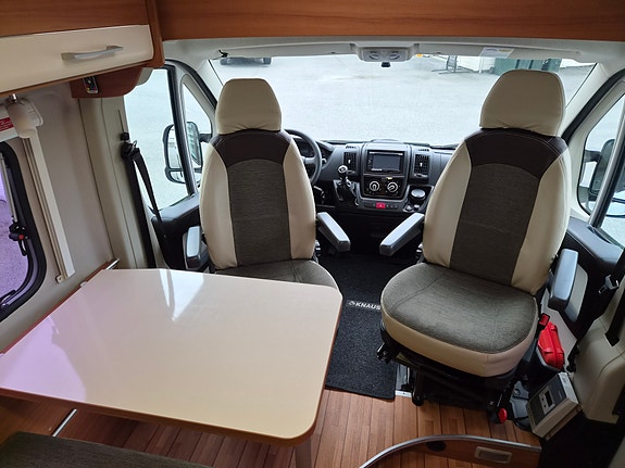 Weinsberg CARABUS 601/Markise/Hengerfeste/Velholdt/Sykkelstativ/Solcelle + + 20 of 30