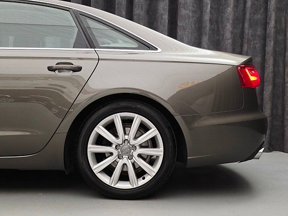 Audi A6 11 of 30