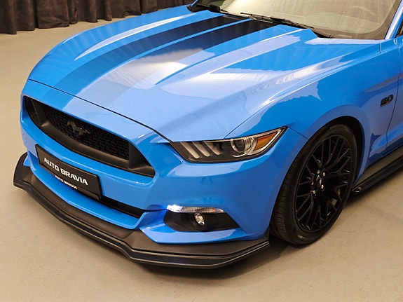 Ford Mustang 11 of 30