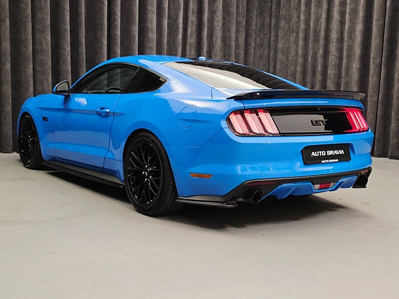 Ford Mustang 5 of 30
