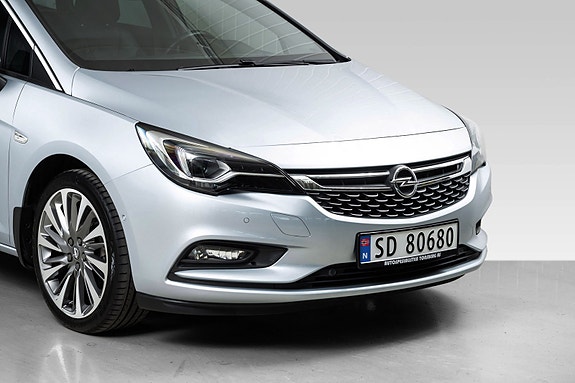 Opel Astra 4 of 26